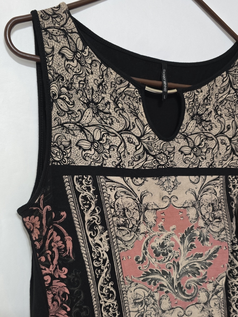 SKINNY MINNIE Boho Keyhole Ornate Print Tank Top L - Picture 2 of 7